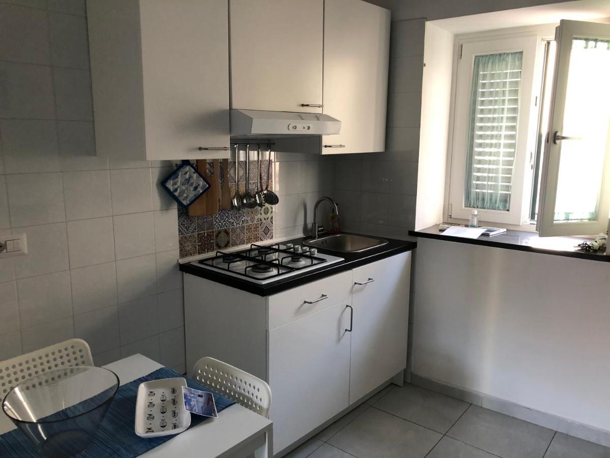 Stabia Holiday House Кастеламаре ди Стабия Екстериор снимка