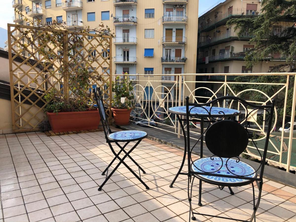 Stabia Holiday House Кастеламаре ди Стабия Екстериор снимка