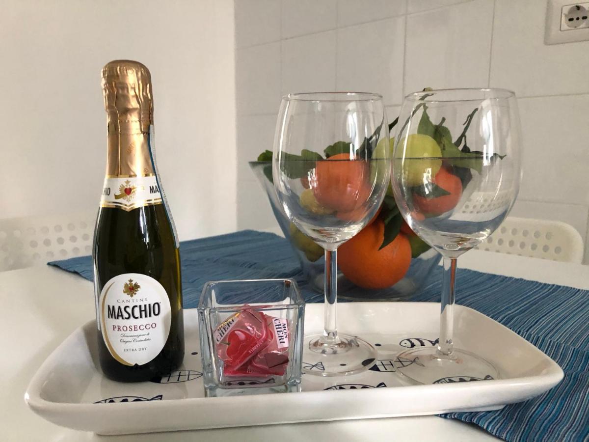 Stabia Holiday House Кастеламаре ди Стабия Екстериор снимка