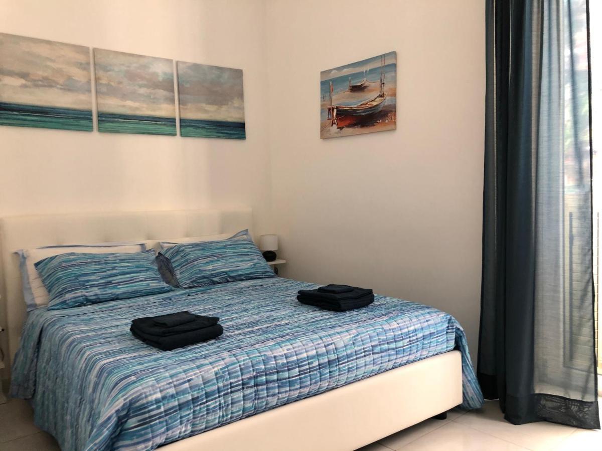 Stabia Holiday House Кастеламаре ди Стабия Екстериор снимка
